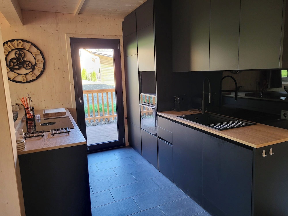 Chalet # 50  mit 4 Schlafzimmern, Sauna & Whirlpool