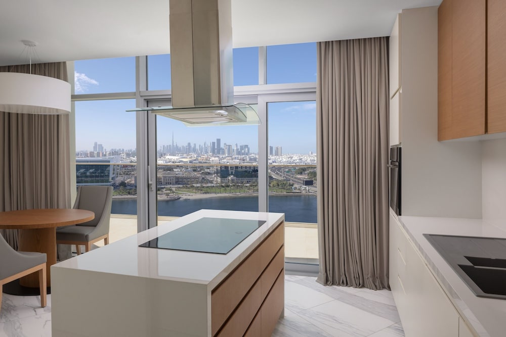 Apartment, 3 Bedrooms, Balcony (Corner)