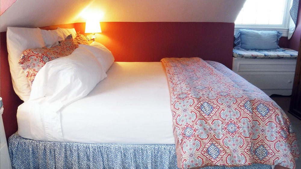 Single Room, Ensuite (Large Rm 31)