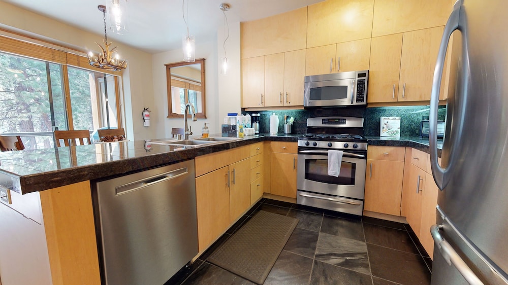 Condo, Multiple Beds, Patio, Mountain View (Solstice Serenity) photo 2