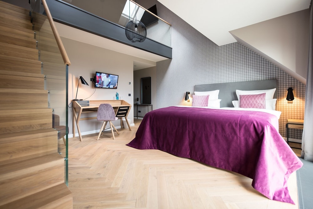 Superior Duplex, 1 Queen Bed, Non Smoking photo 3