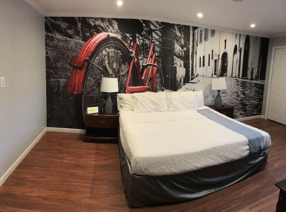 Standard Room, 1 King Bed photo 2