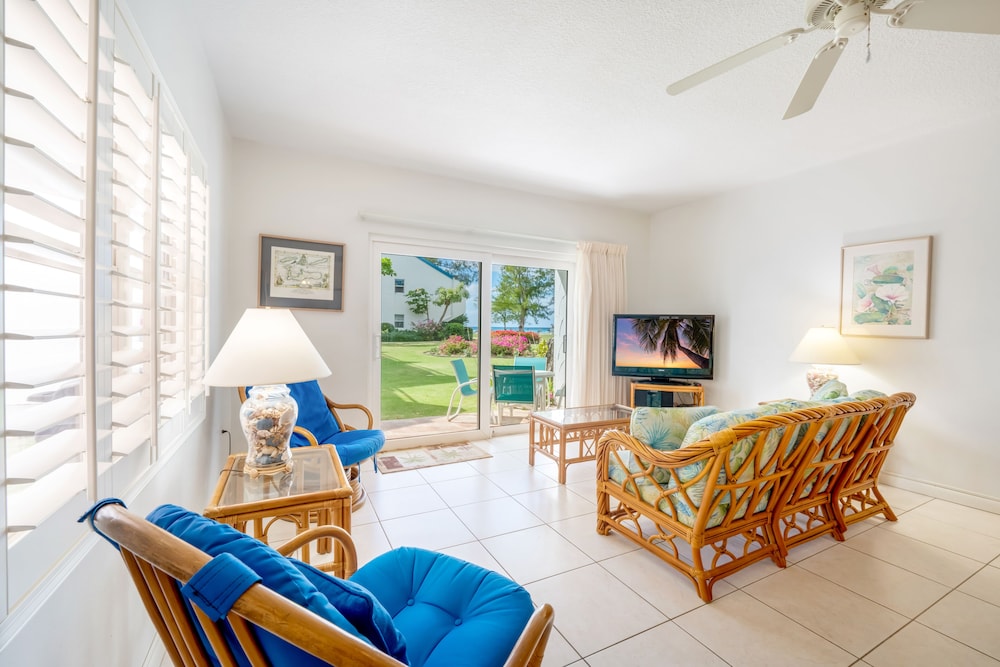 Villa, 2 Bedrooms, Ocean View (Villa #58) photo 1