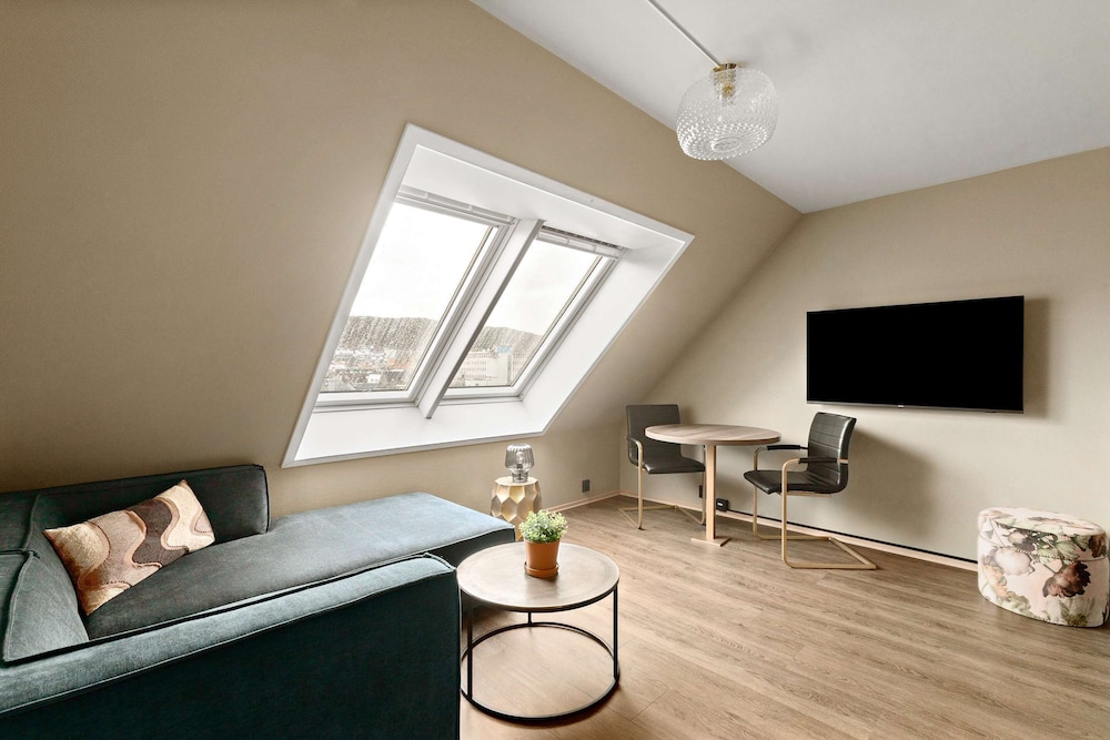 Standard Room, 2 Twin Beds, Kitchenette, City View photo 1