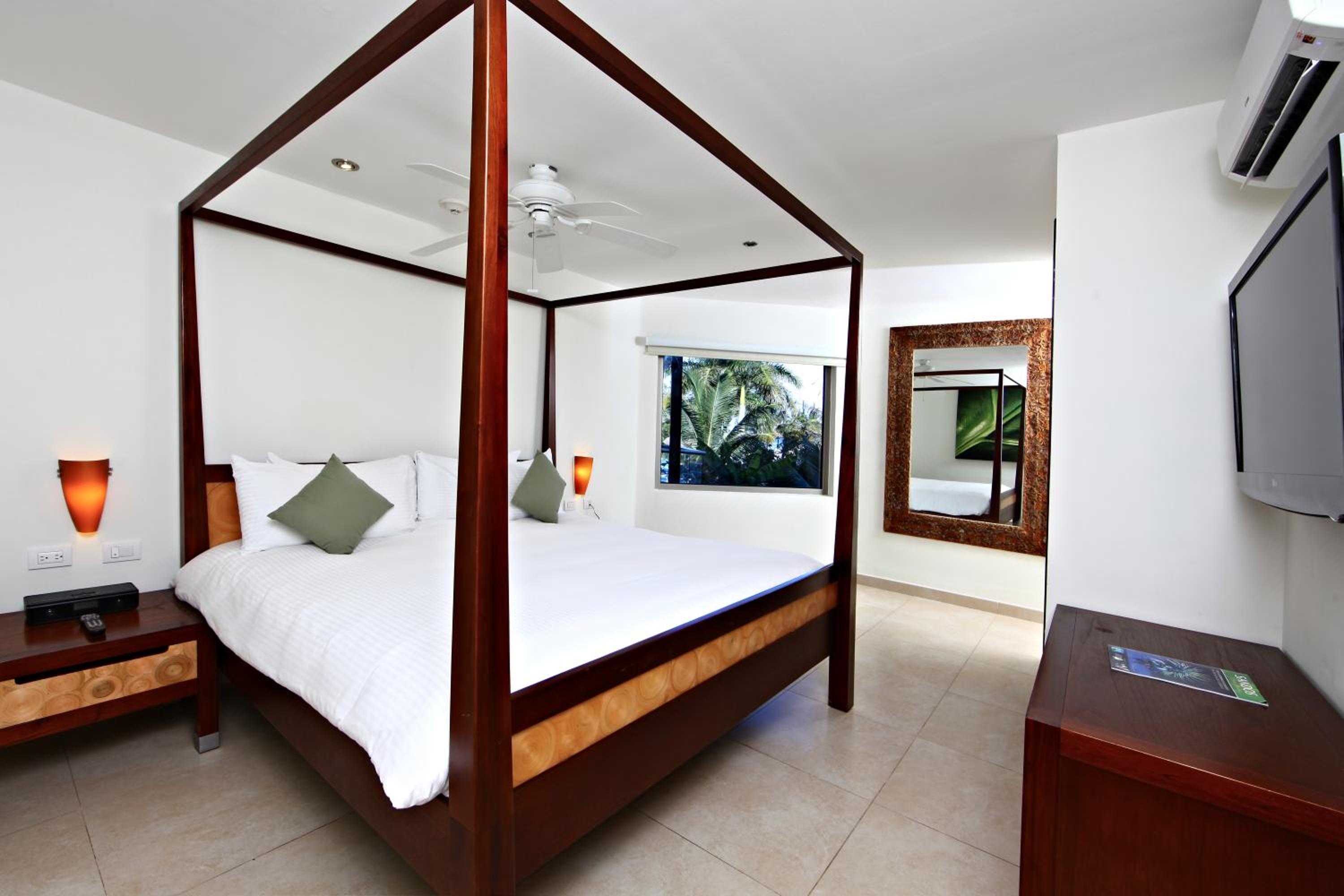 Pool View One Bedroom Suite - Photo 1