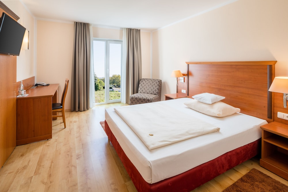 Single Room photo 2