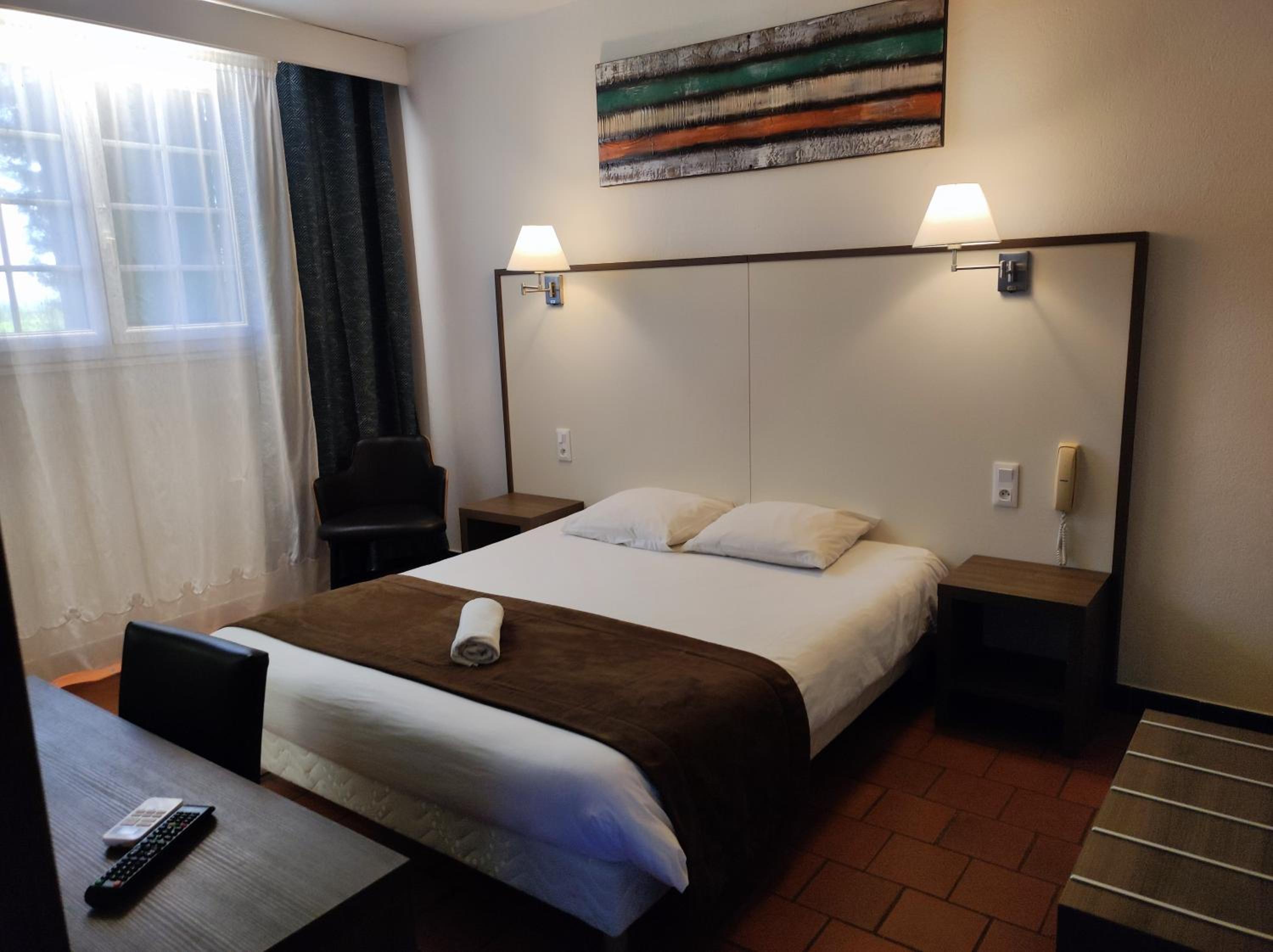 Large Double Room photo 3