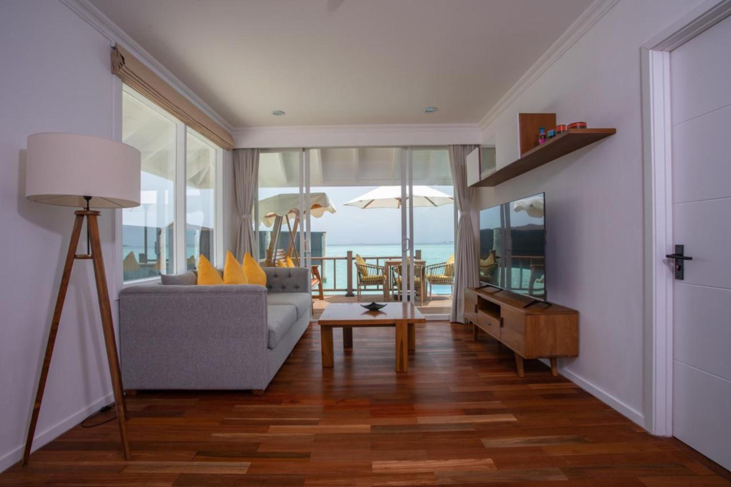 Presidential Suite with Infinity Pool (20% off on Spa)