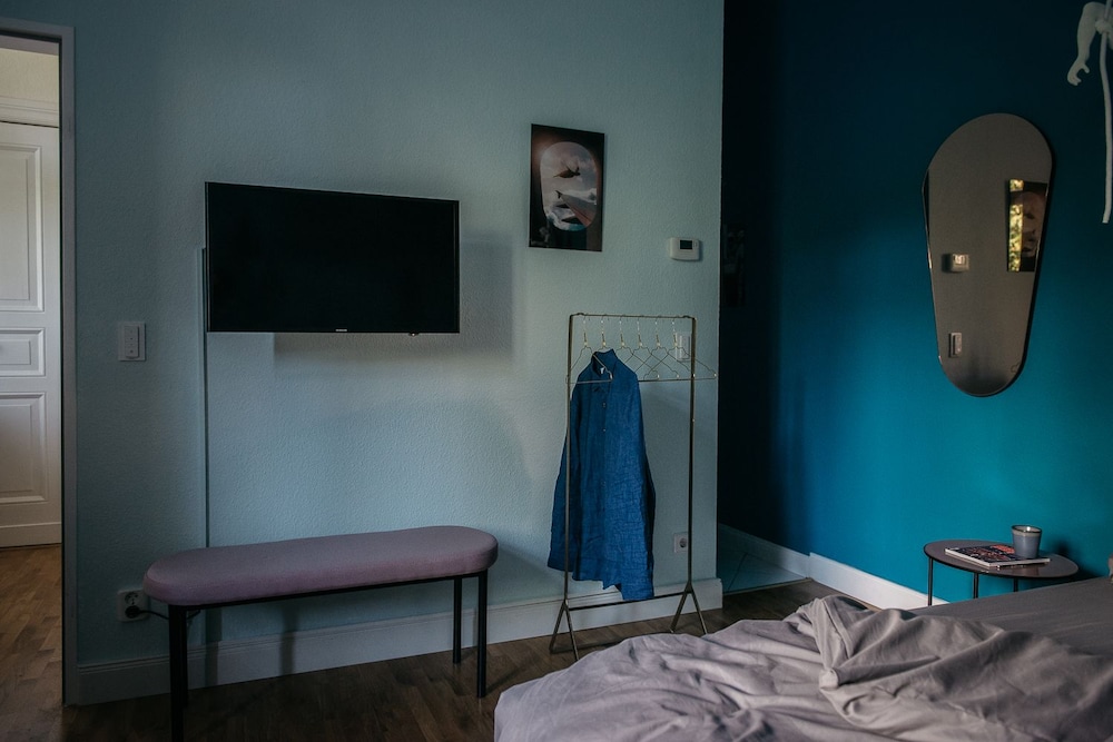 Apartment (Into the Wild) photo 2