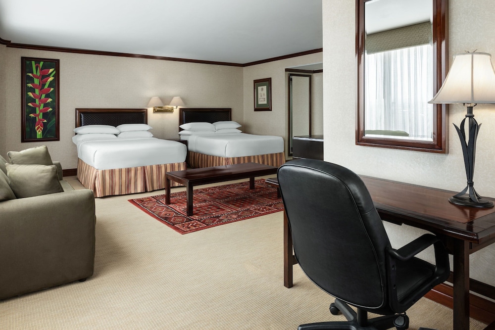 Junior Suite, 2 Double Beds, City View - Photo 2