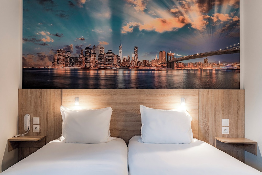 Superior Room, 2 Twin Beds - Photo 3