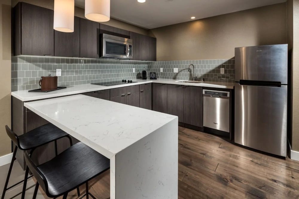 Penthouse, 1 Queen Bed, Accessible