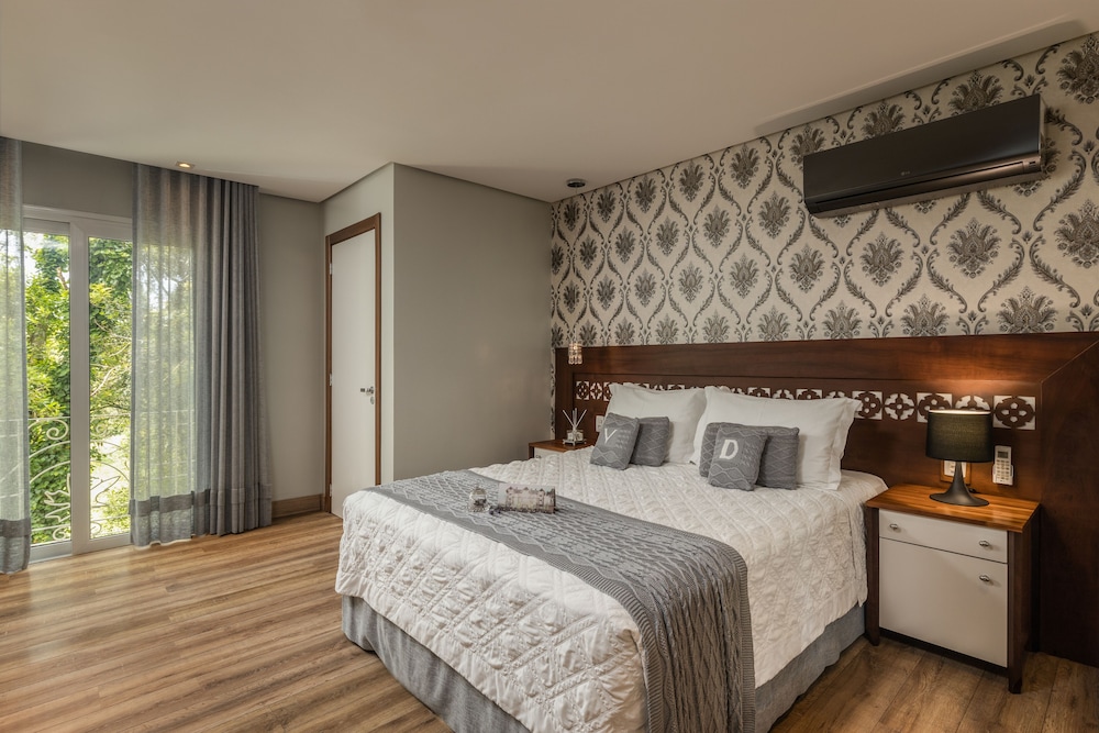 Available room