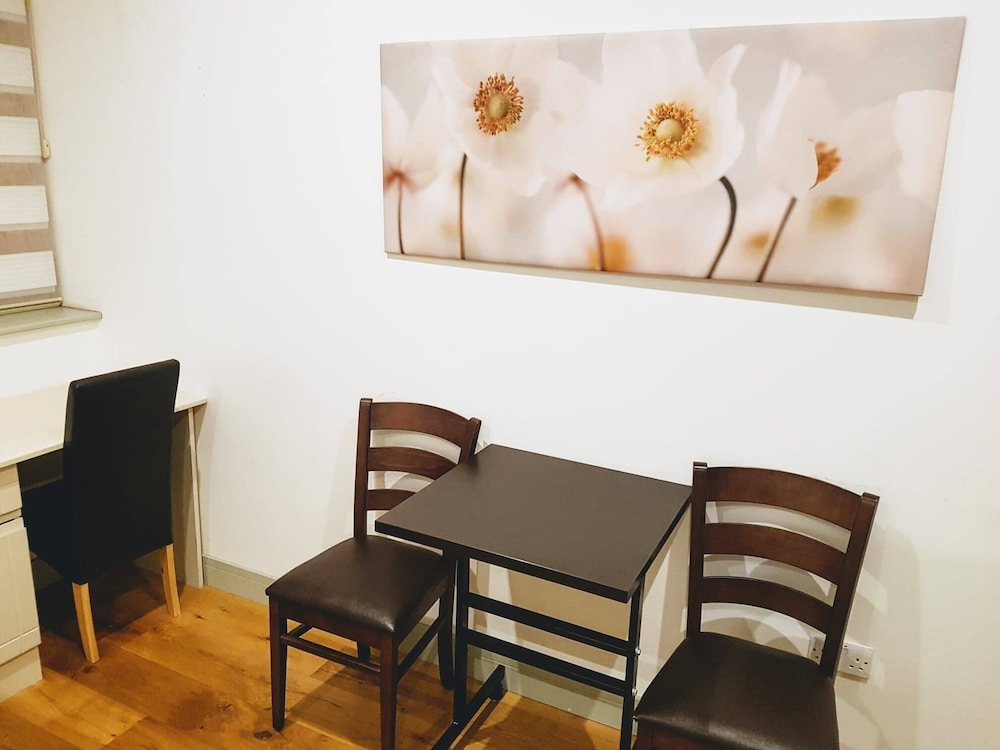 Comfort Studio, Ensuite (With Fully Fitted Kitchen) photo 3