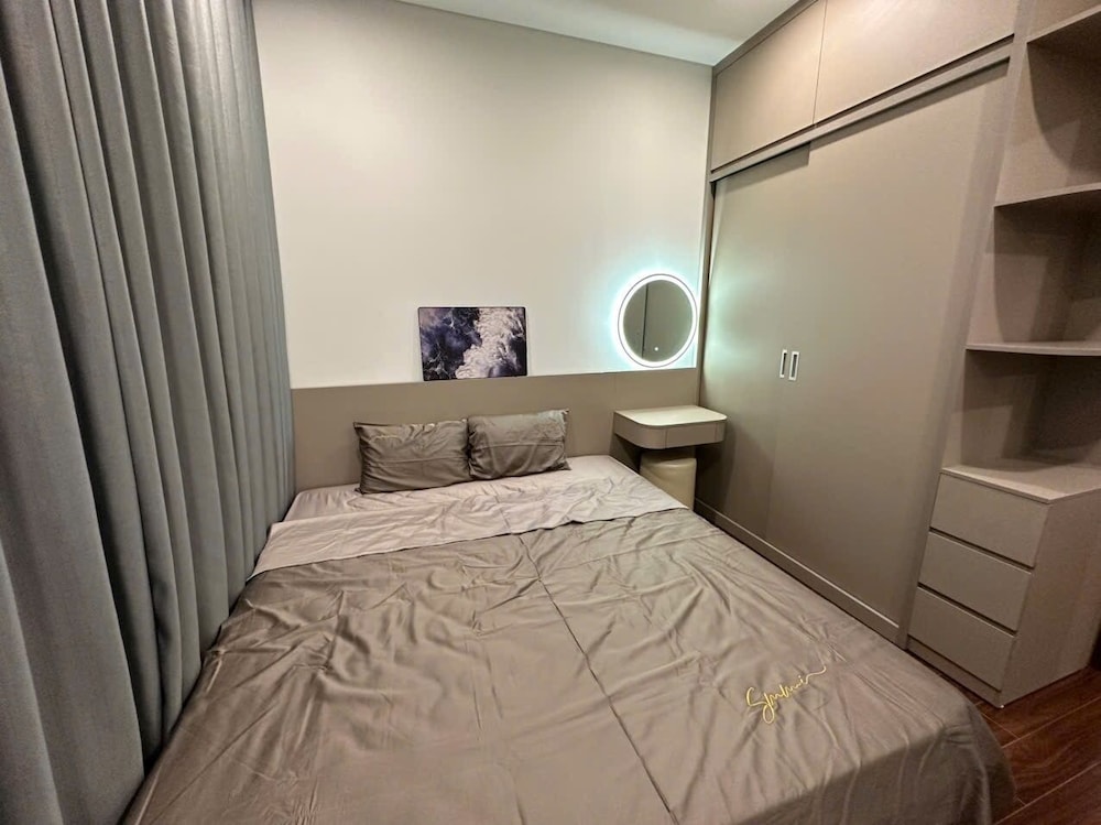 Basic Apartment