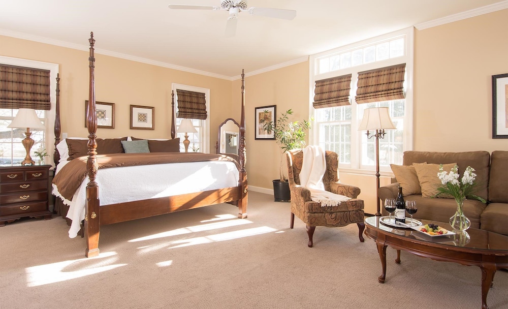 46 - Gladstone Room