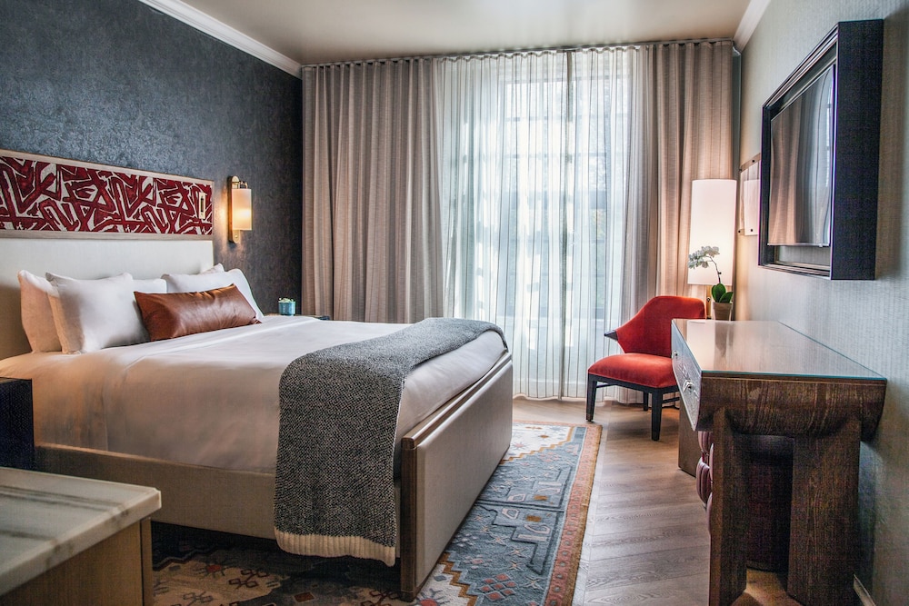 Superior Room, 1 King Bed (ADA)