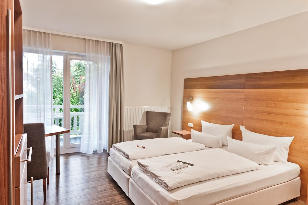 Comfort Double or Twin Room, Garden View photo 2
