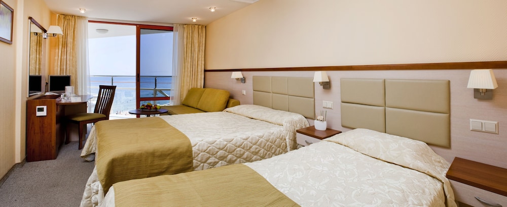 Standard Double Room photo 2