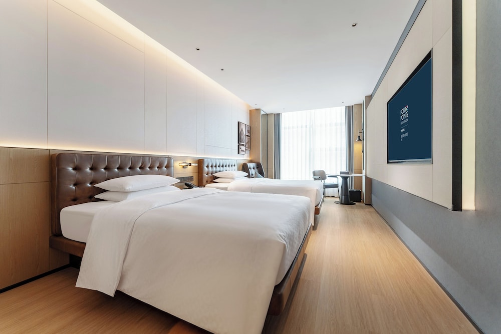 Premium Room, 2 Double Beds, City View photo 3