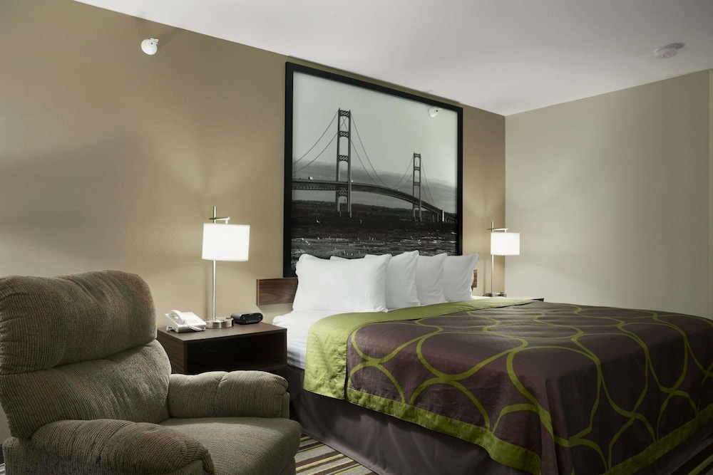 Standard Room, 1 King Bed - Photo 3