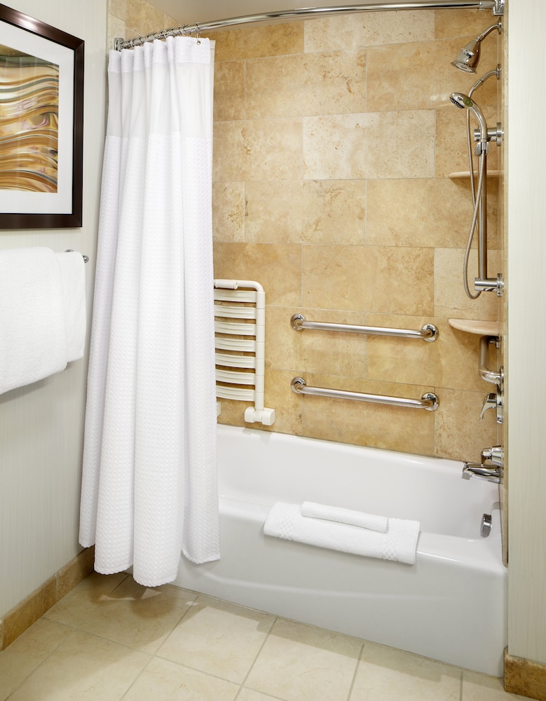 Room, 1 King Bed with Sofa bed (Mobility/Hearing Accessible, Tub) - Photo 5