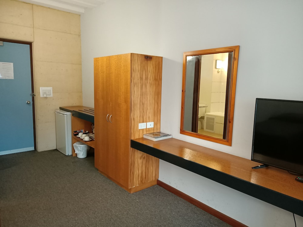 Superior Lakeside Room