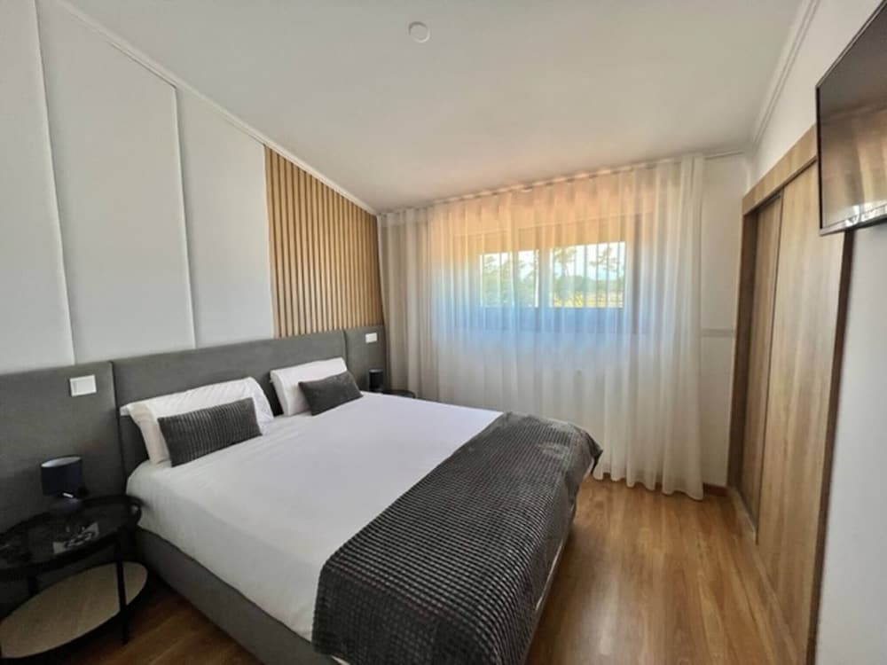 O Cantinho DA RIA - House With Pool and View of the Ria, Photo 8