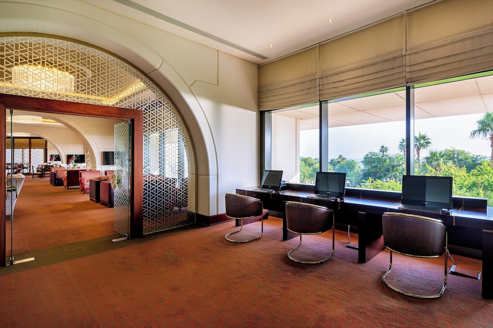 Junior Suite, 1 Bedroom, Balcony - Photo 14