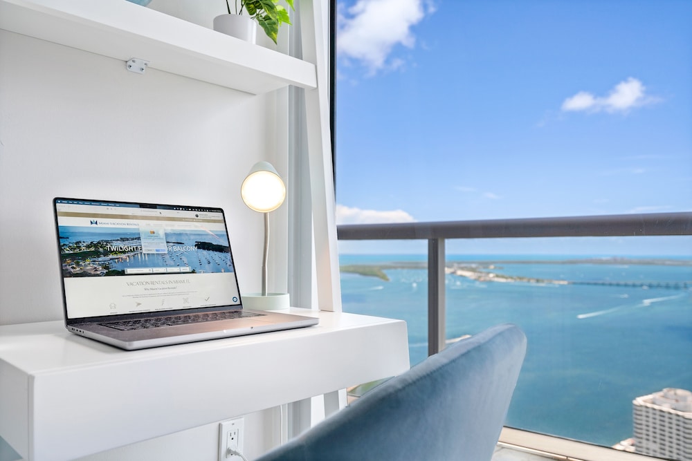 Comfort Apartment, 1 King Bed With Sofa Bed, Private Bathroom, Ocean View thumbnail 5