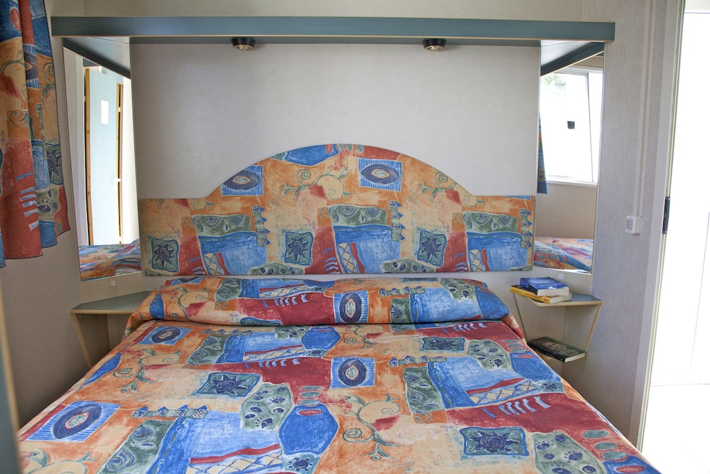 Mobile Home, 2 Bedrooms, Garden View (Large)