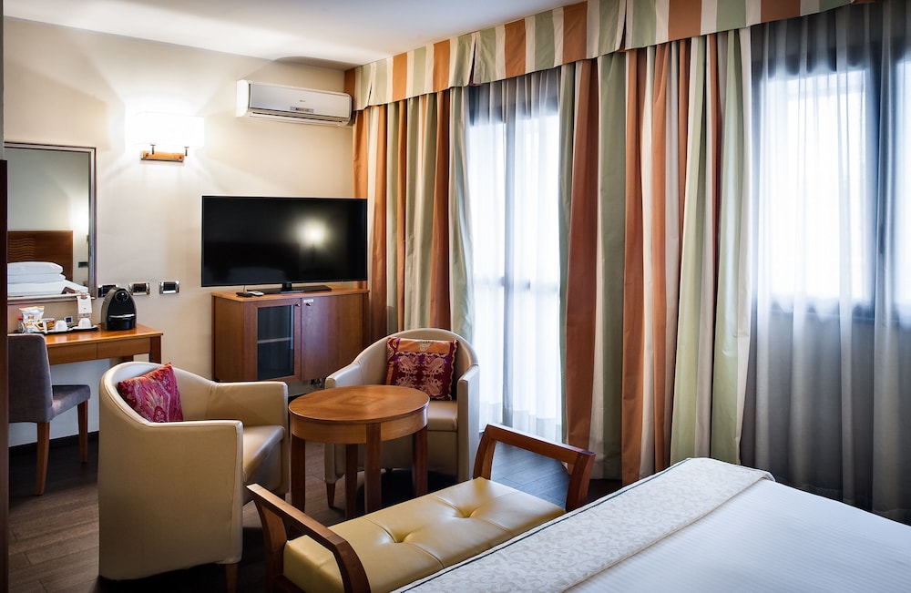 Junior Suite, Balcony - Photo 2