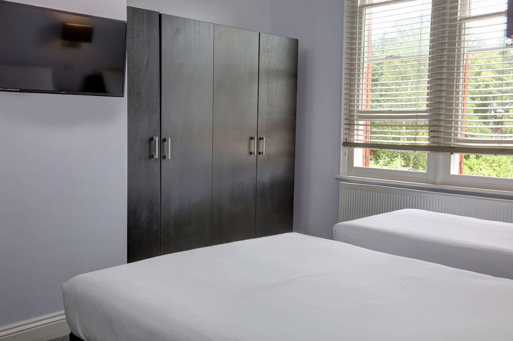Executive Room, Multiple Beds, Non Smoking - Photo 1