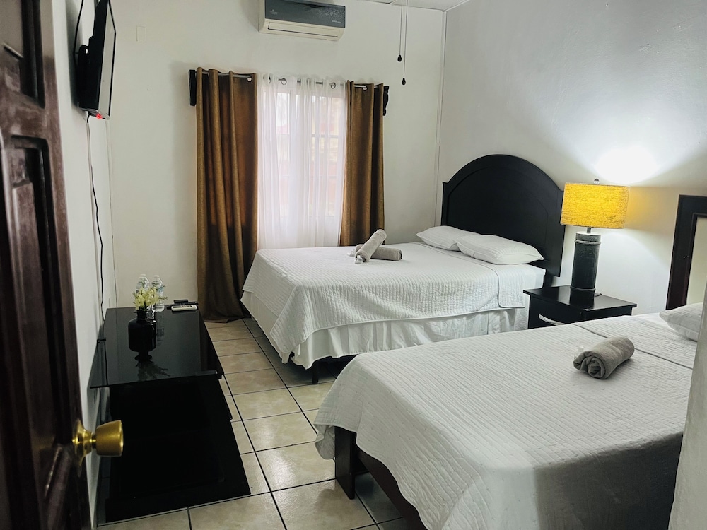 Economy Room photo 3