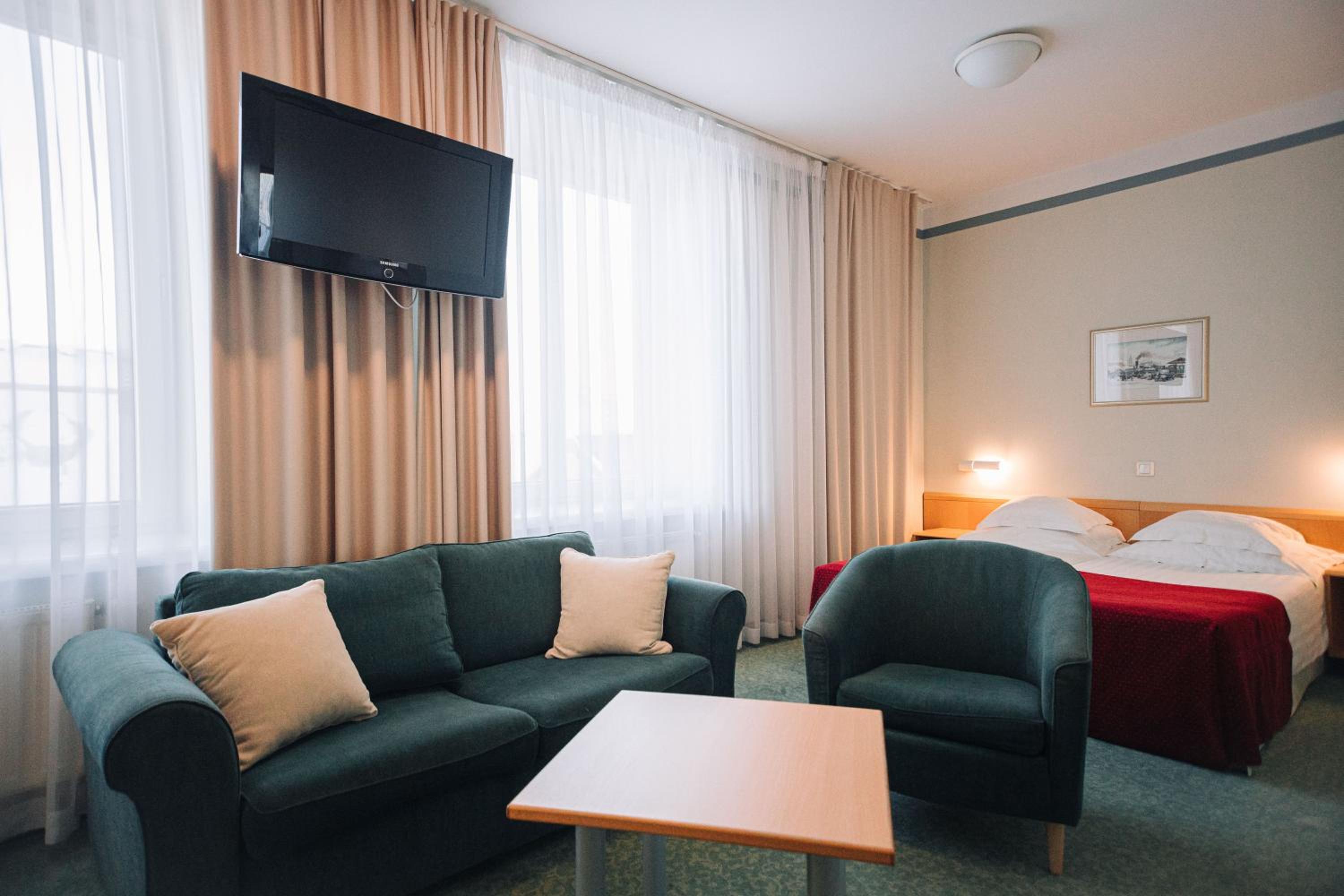 Superior Double or Twin Room - Photo 7