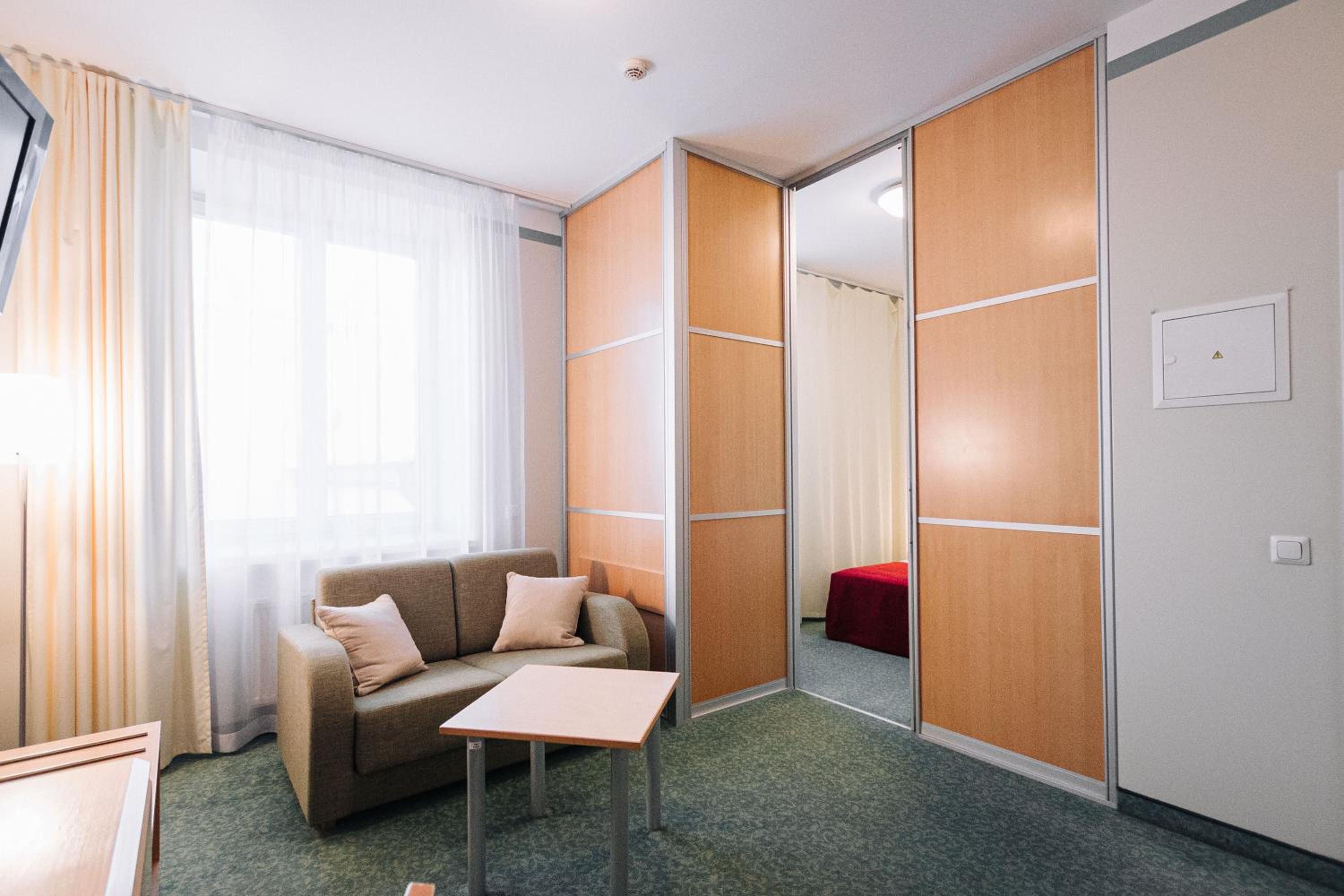 Superior Double or Twin Room - Photo 12