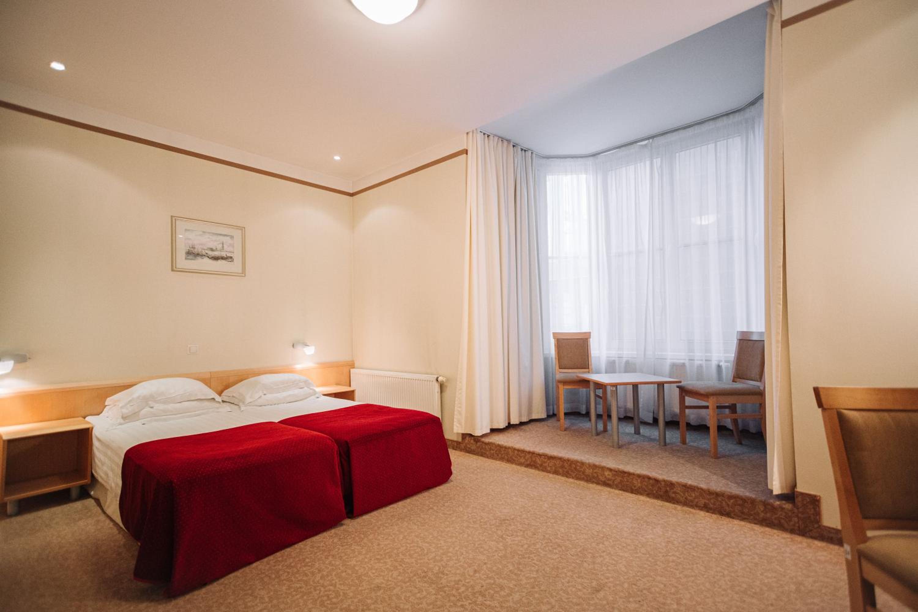 Superior Double or Twin Room - Photo 15