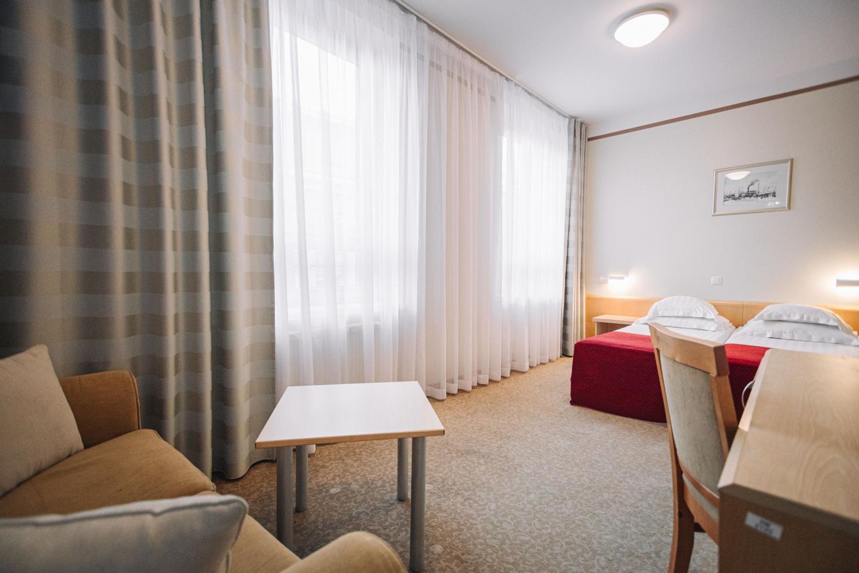 Superior Double or Twin Room - Photo 20