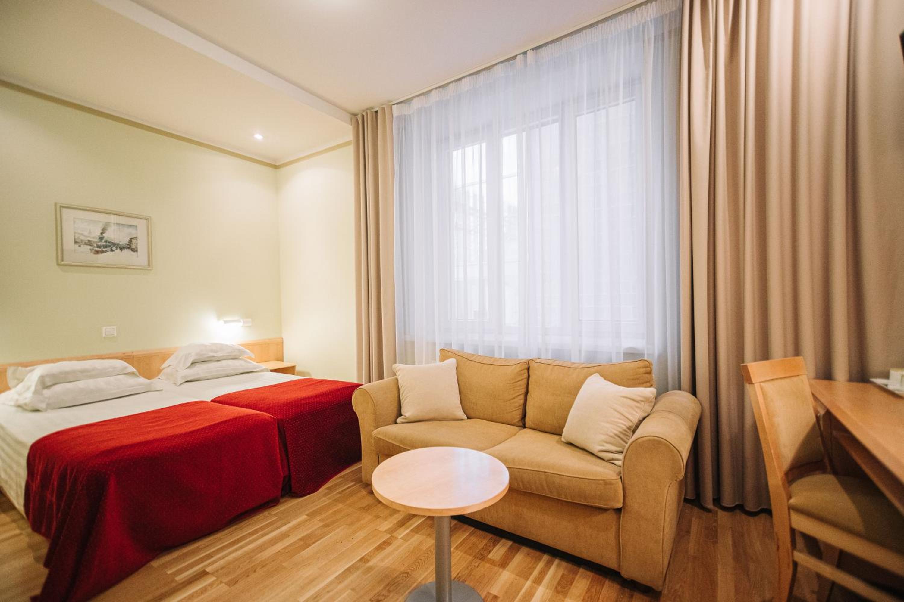Superior Double or Twin Room - Photo 17