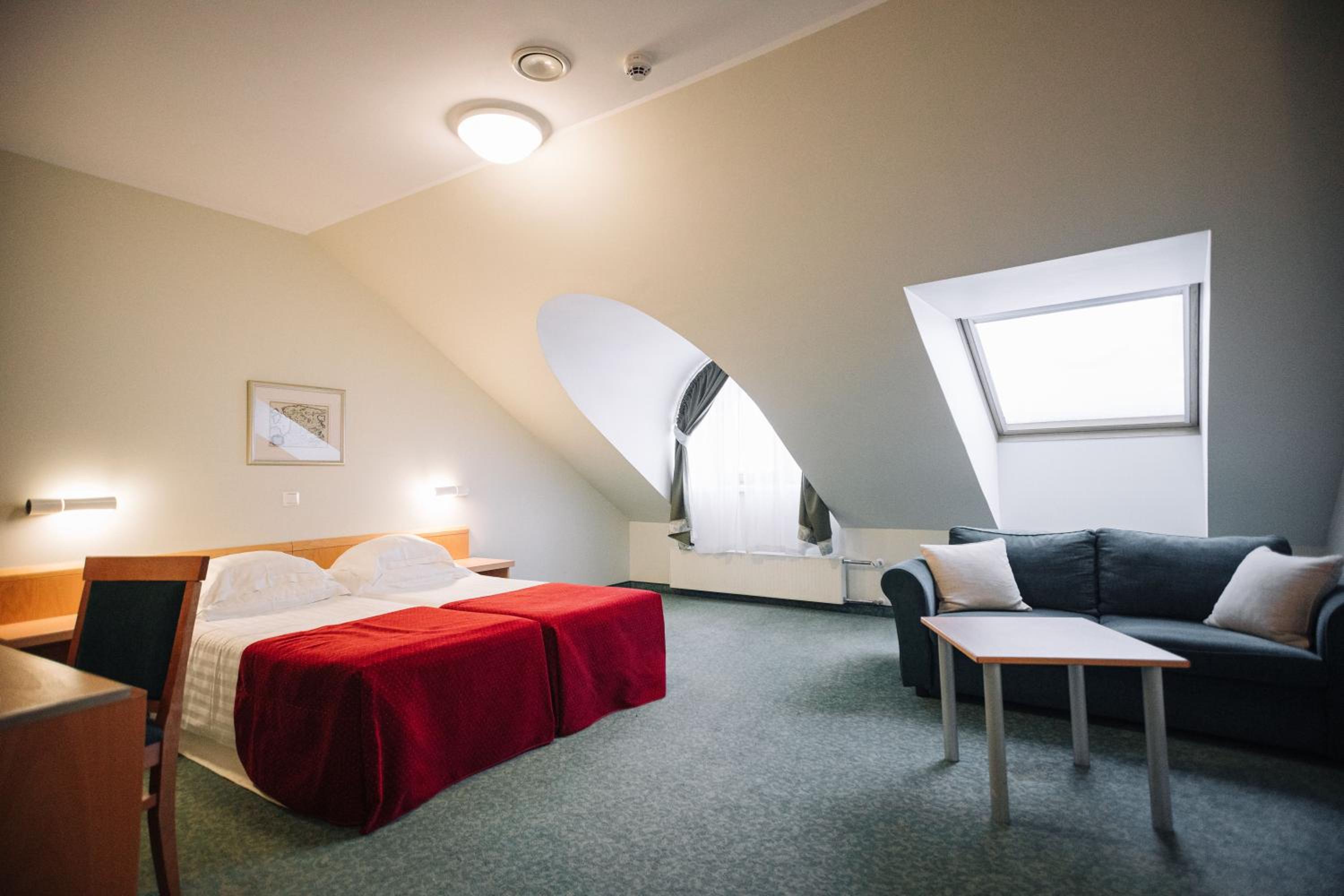 Superior Double or Twin Room - Photo 21