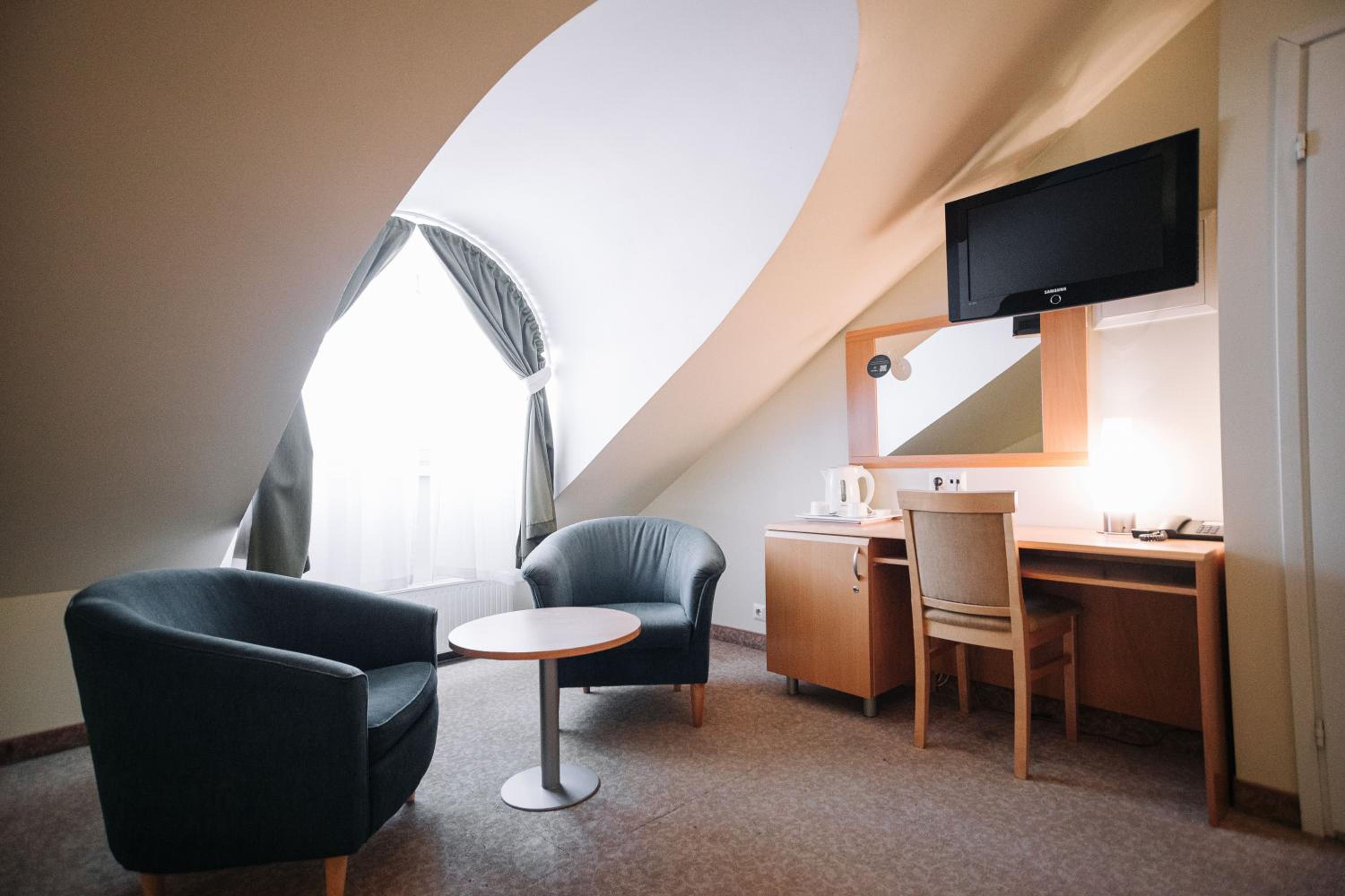 Superior Double or Twin Room - Photo 6