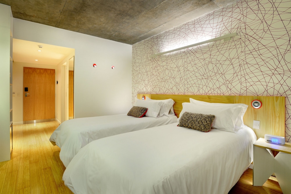 Junior Triple Room, Balcony