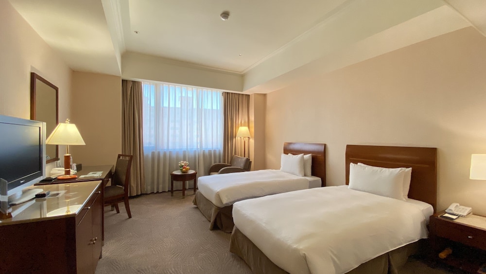Monarch Room (Queen/Twin Beds) - One Free Airport Drop-Off Per Room photo 1