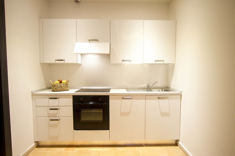 Deluxe Apartment photo 2