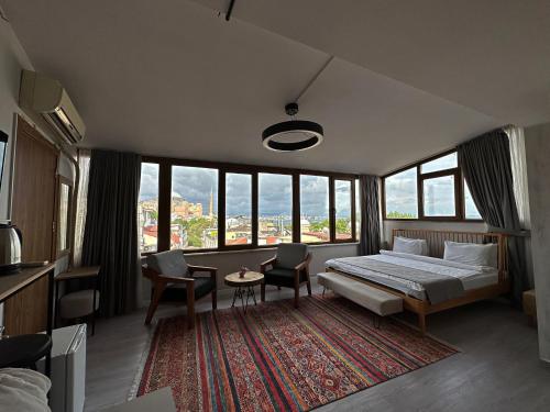Superior Triple Room with Sea View photo 1