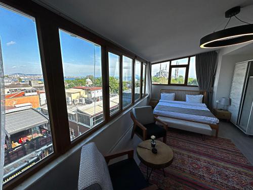 Superior Triple Room with Sea View photo 2