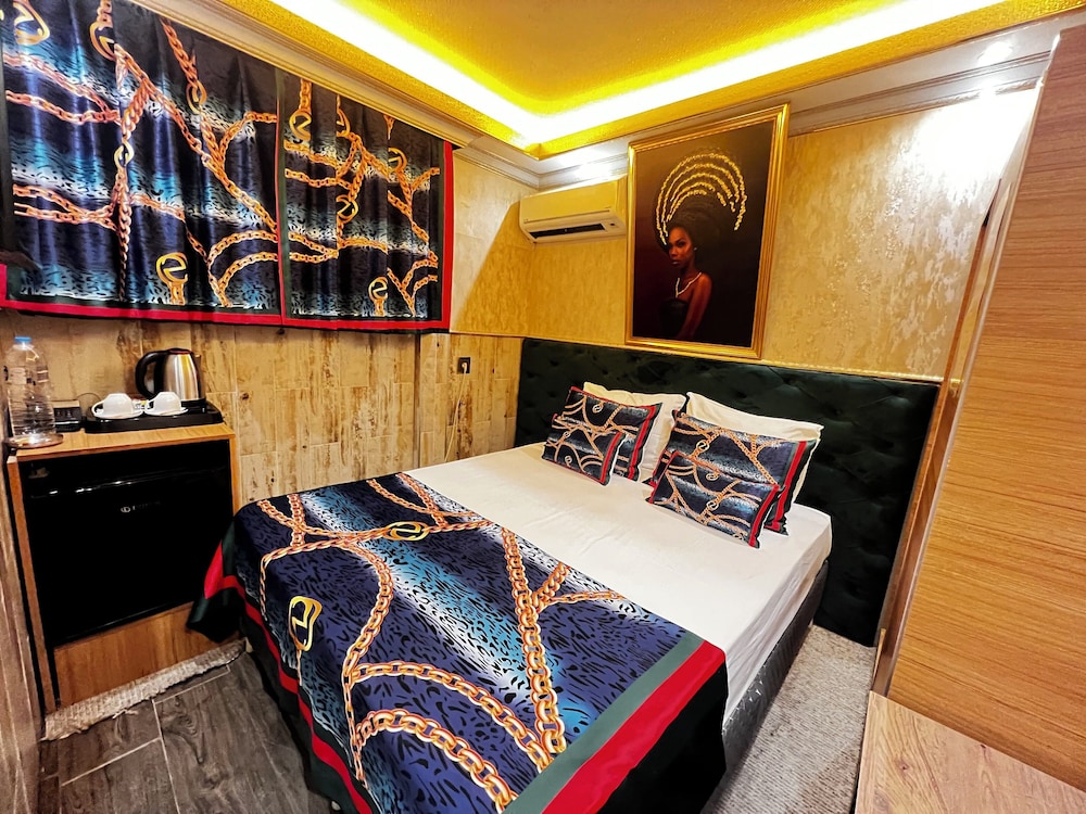 Standard Studio Suite photo 1