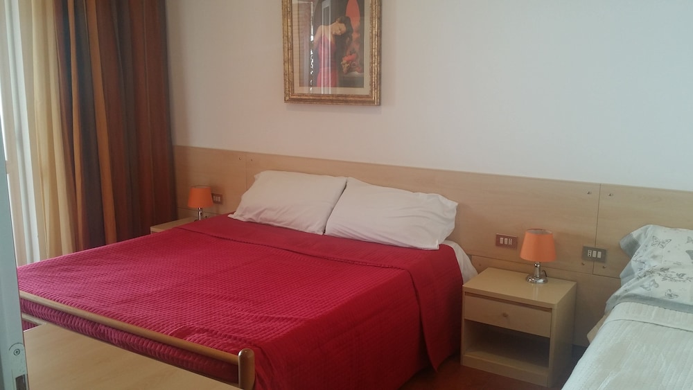 Standard Triple Room, Terrace, Ocean View photo 2