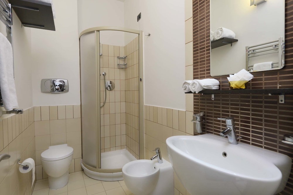 Double Room, Balcony, Sea View - Photo 6