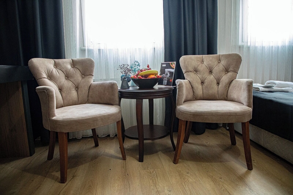 Standard Double Room Single Use photo 3